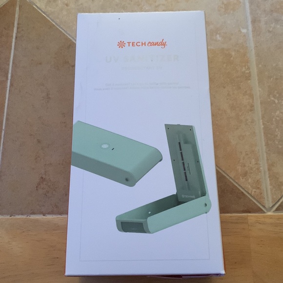 Light Mint Tech Candy Clean Slate UV Sanitizing Bed. - Picture 2 of 13